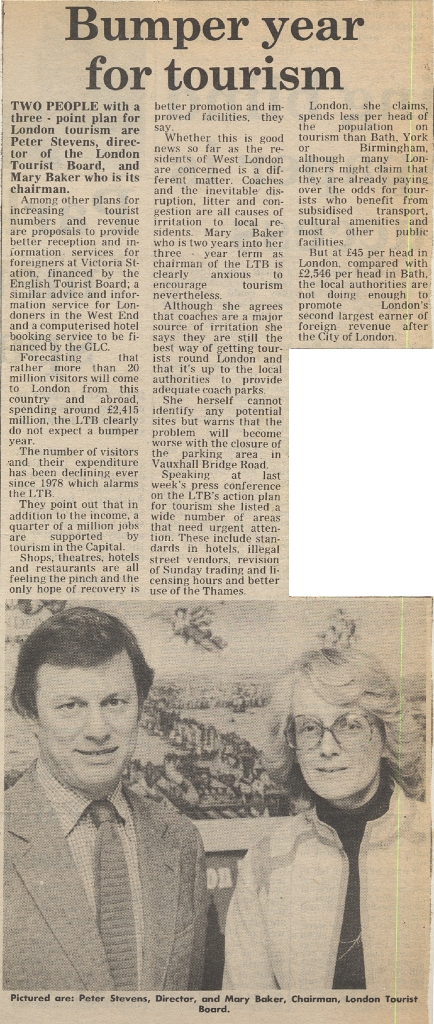 19820604 LONDON TOURISM PETER STEVENS MARY BAKER CN.jpg
